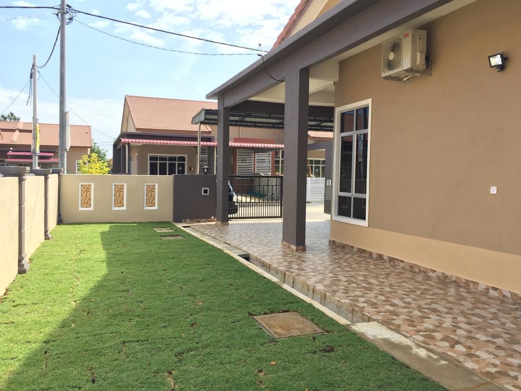 Ana Guest House Jalan Airport Κουαντάν Εξωτερικό φωτογραφία