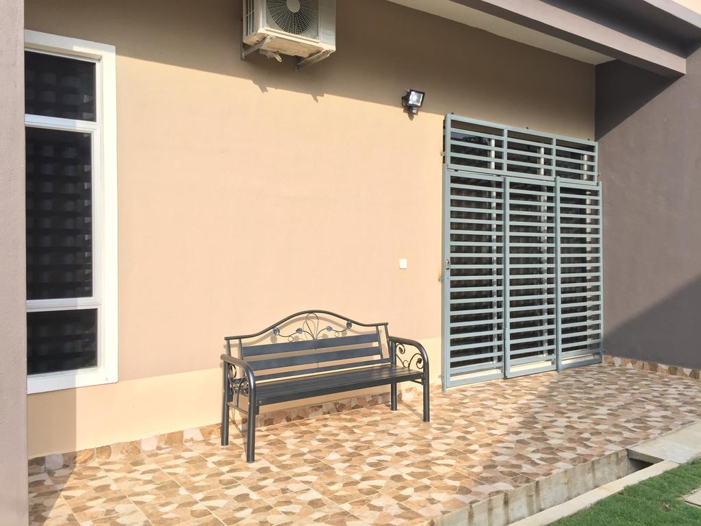 Ana Guest House Jalan Airport Κουαντάν Εξωτερικό φωτογραφία