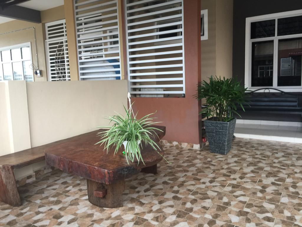 Ana Guest House Jalan Airport Κουαντάν Εξωτερικό φωτογραφία