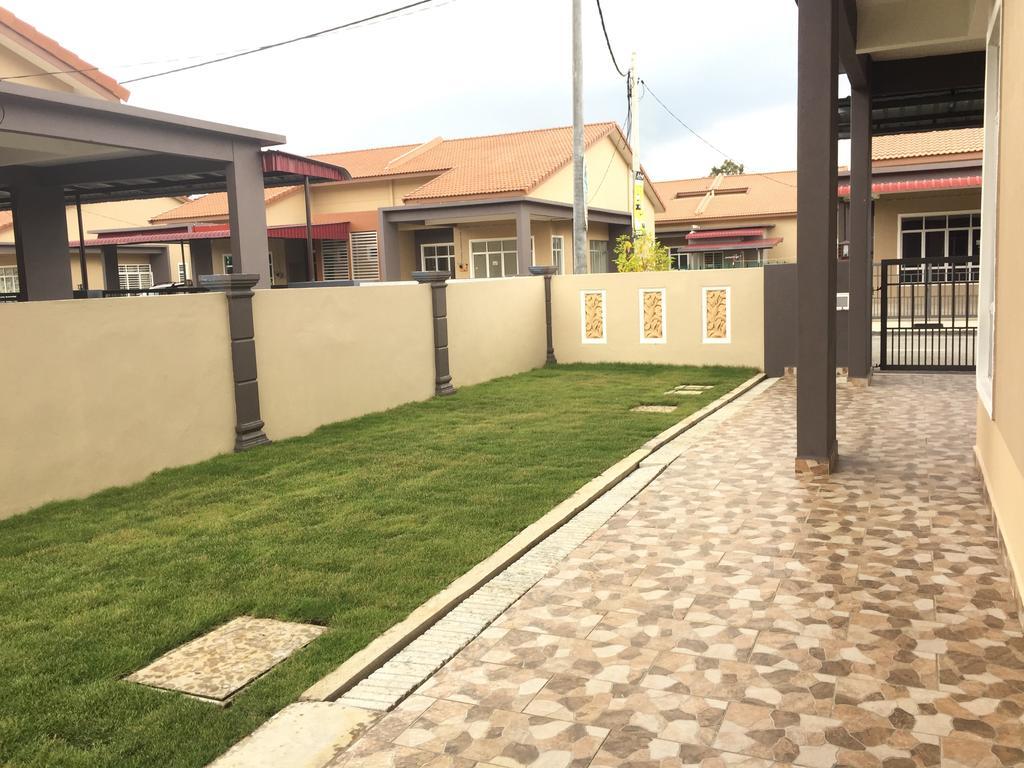 Ana Guest House Jalan Airport Κουαντάν Εξωτερικό φωτογραφία